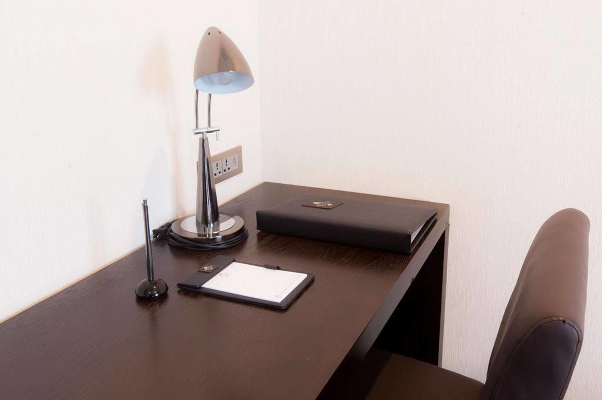Sakura Hotel Hanoi Dış mekan fotoğraf