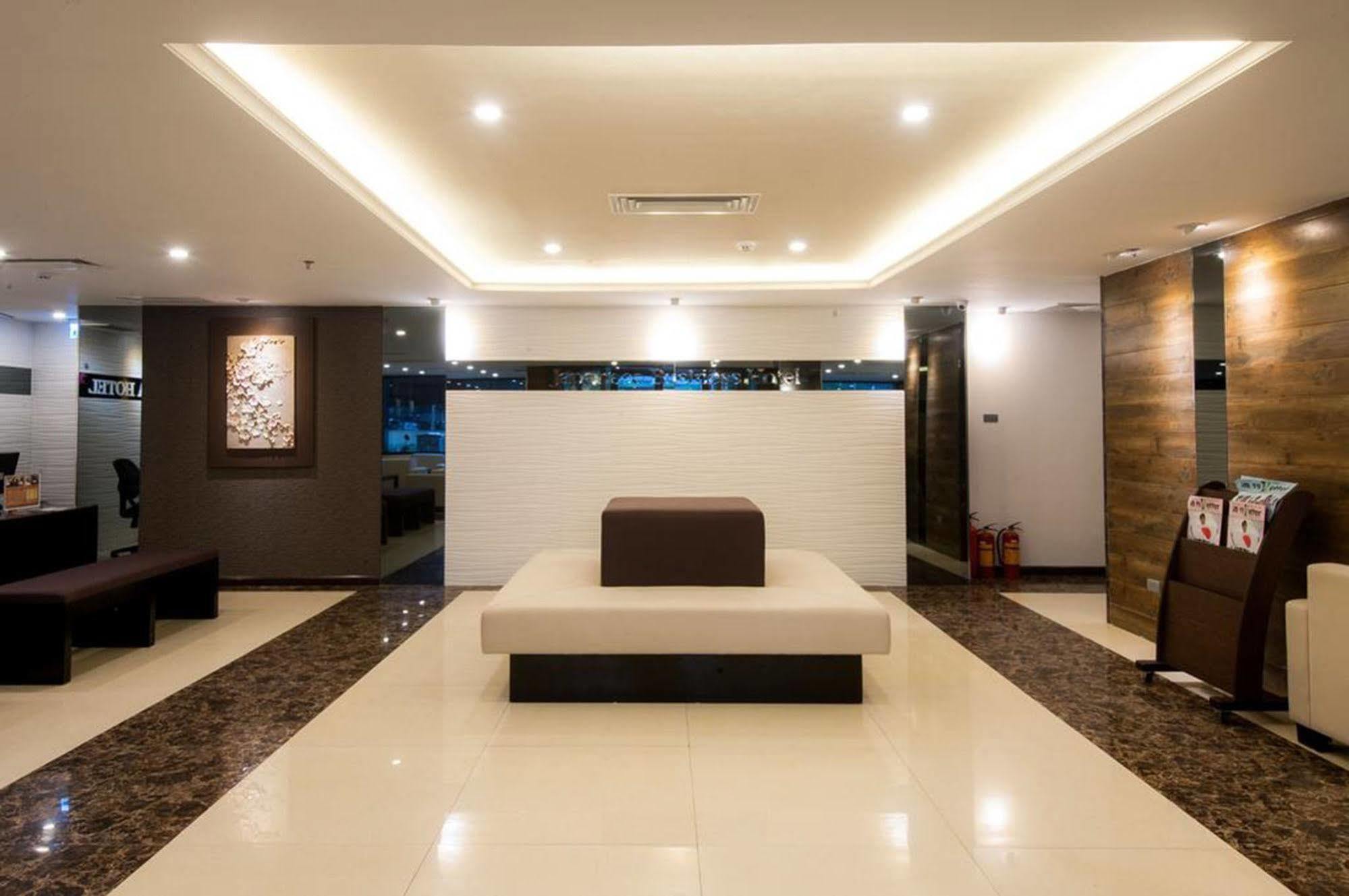 Sakura Hotel Hanoi Dış mekan fotoğraf